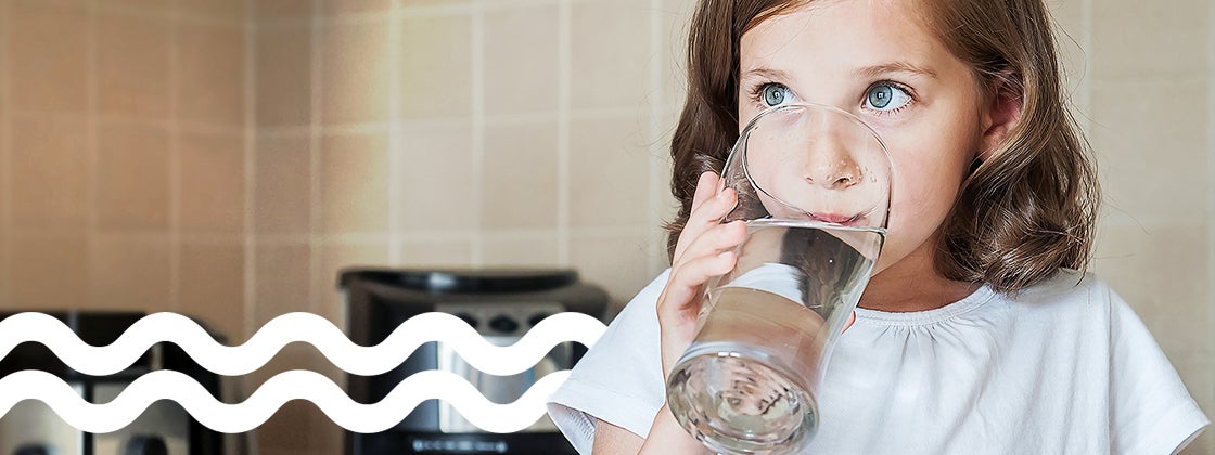 Beneficios del agua en los niños